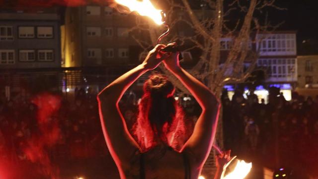 Espectáculo de fuego para recibir a la Navidad en Muxía.