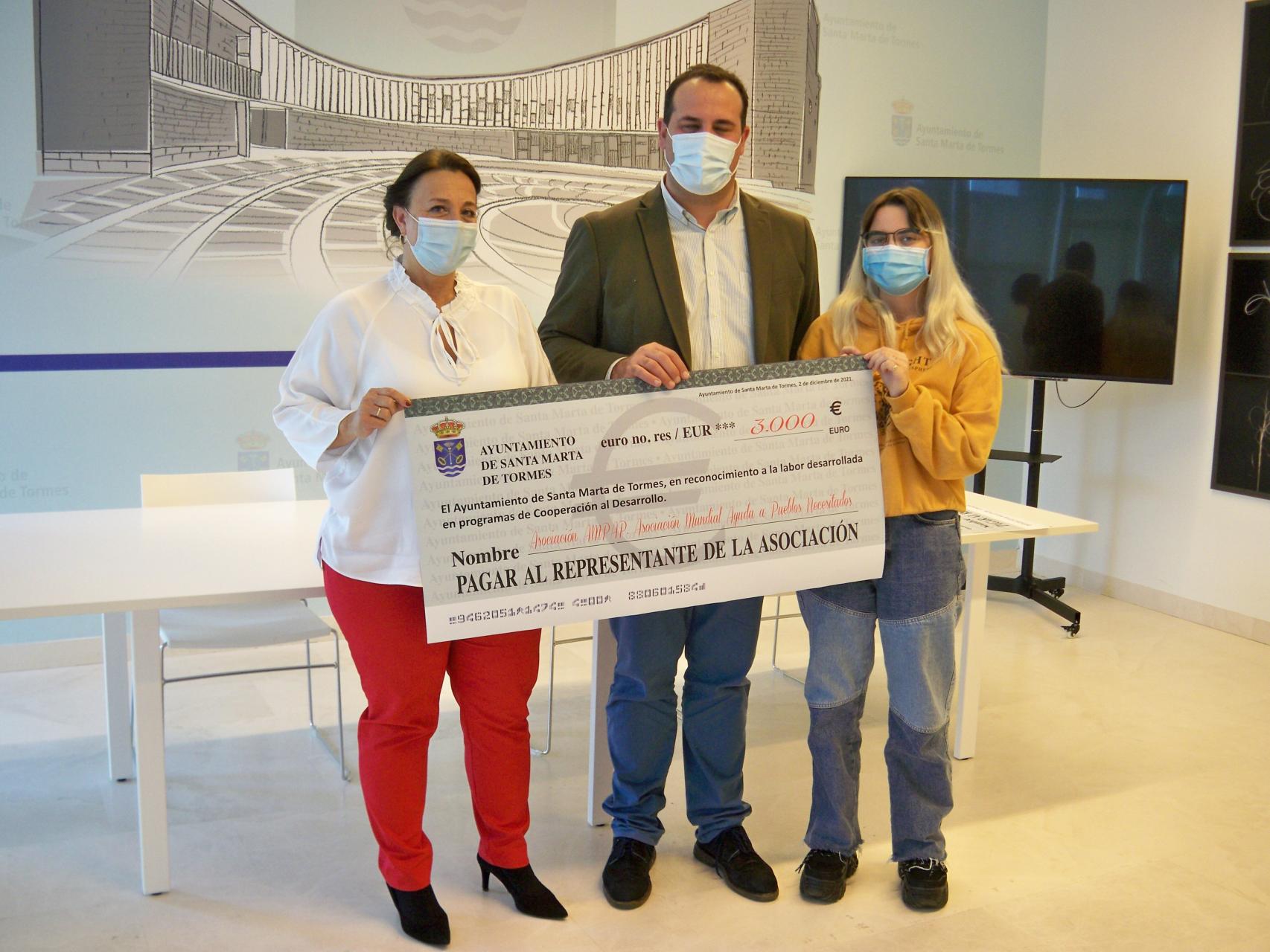 Santa Marta ayuda a crear una cooperativa de mujeres en El Congo