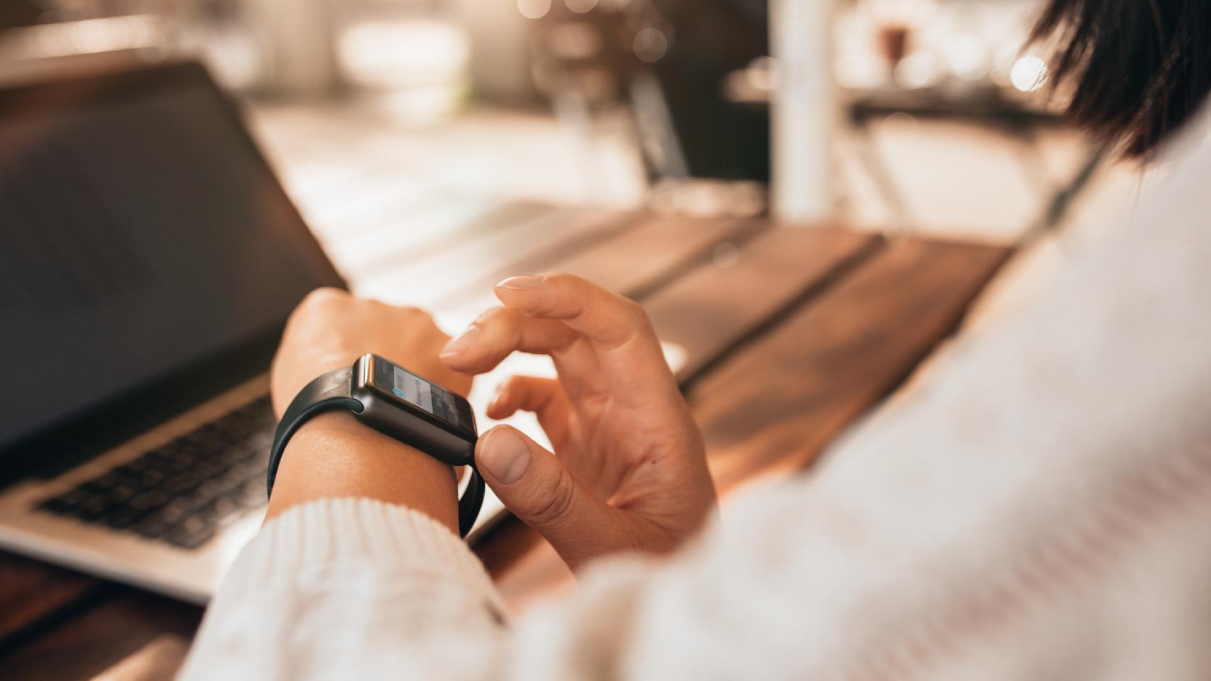 Un smartwatch, el regalo perfecto para los amantes de la tecnología y el deporte