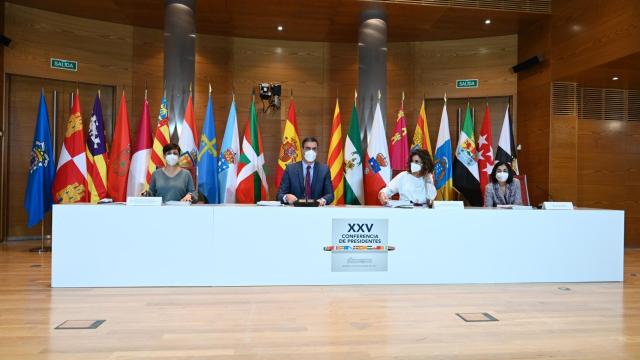 El presidente del Gobierno, Pedro Sánchez, preside la XXV Conferencia de Presidentes en el Senado que se celebra por videoconferencia.