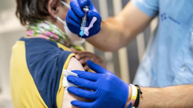 Vacuna covid. Imagen de archivo