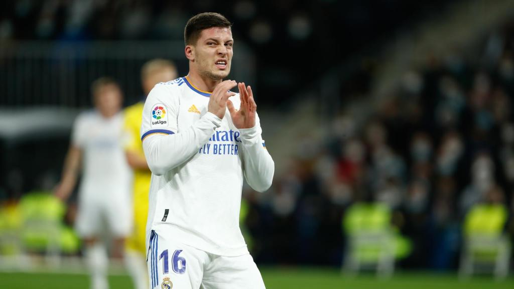 Luka Jovic, durante un partido con el Real Madrid