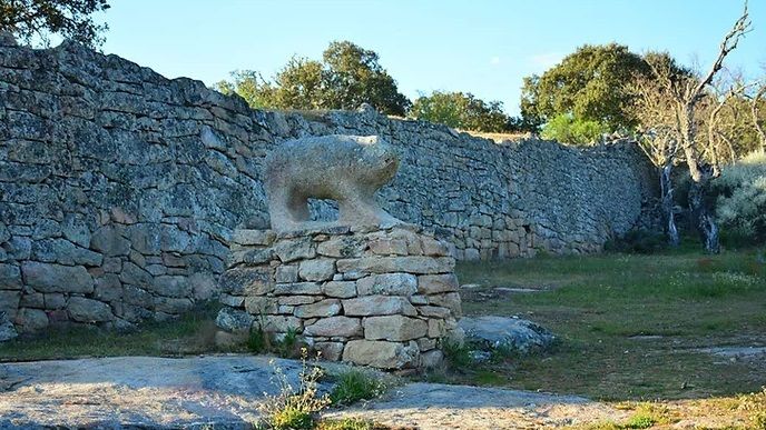 Verraco vetón en el Castro de las Merchanas de Lumbrales