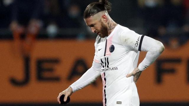 Sergio Ramos, tras la expulsión en el partido entre el PSG y el Lorient.