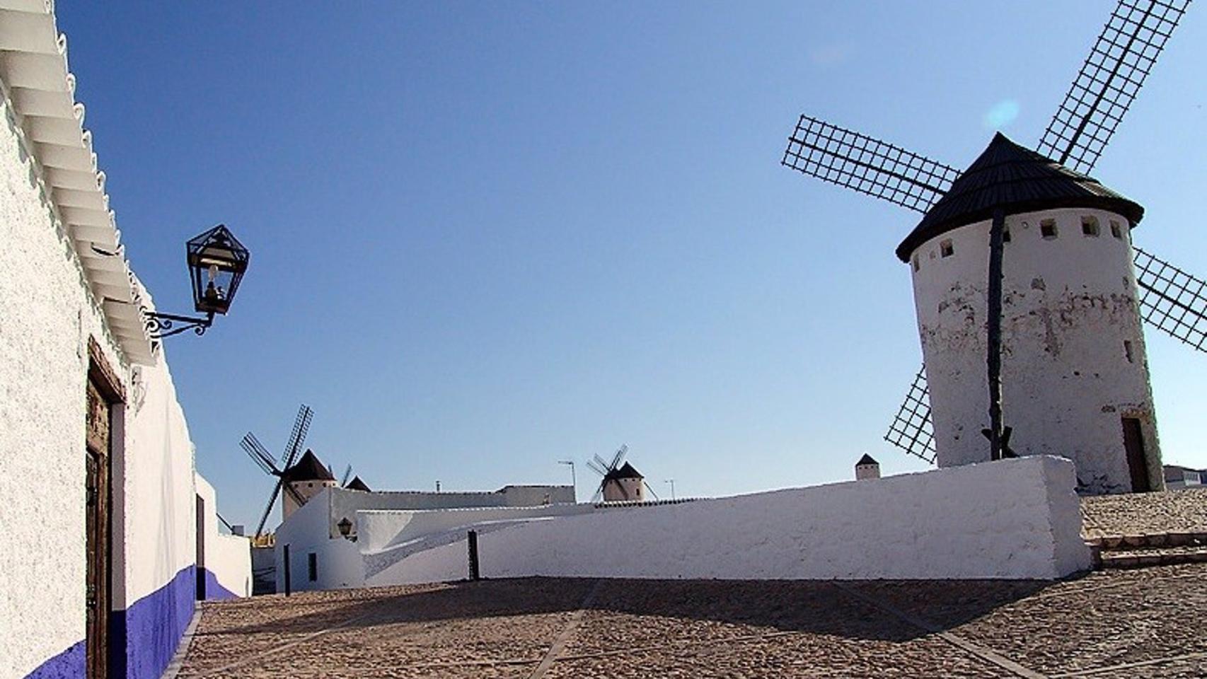 Campo de Criptana (Ciudad Real). Imagen de archivo