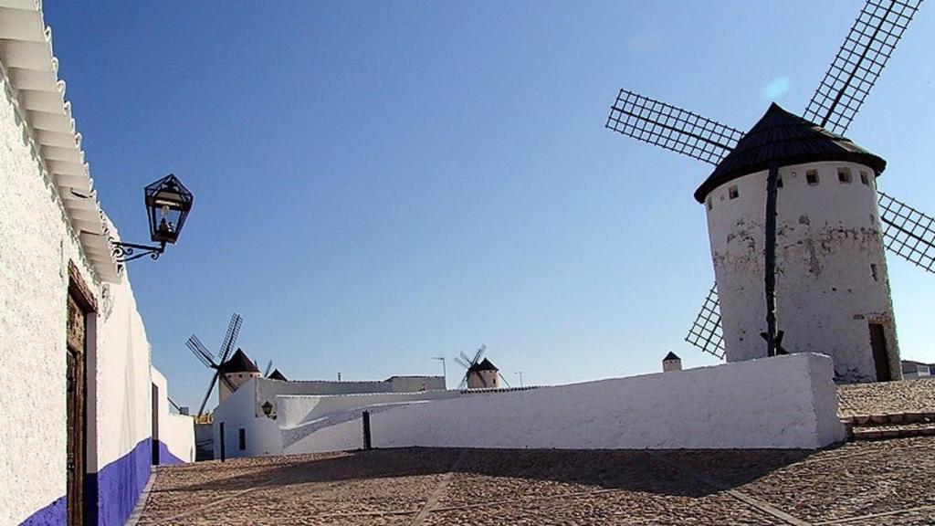 Campo de Criptana (Ciudad Real). Imagen de archivo