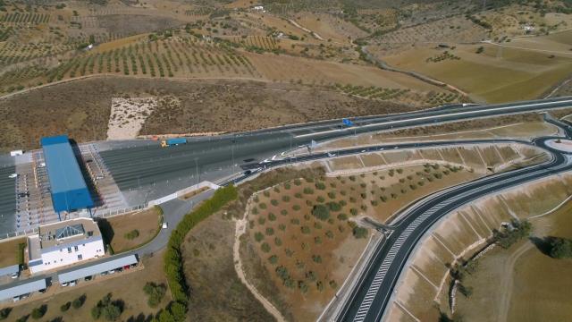 Así es el nuevo acceso desde Málaga a la autopista de Las Pedrizas