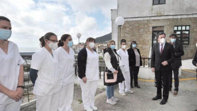 La Diputación de A Coruña reforzará los servicios sociales y de ayuda en el hogar en ayuntamientos