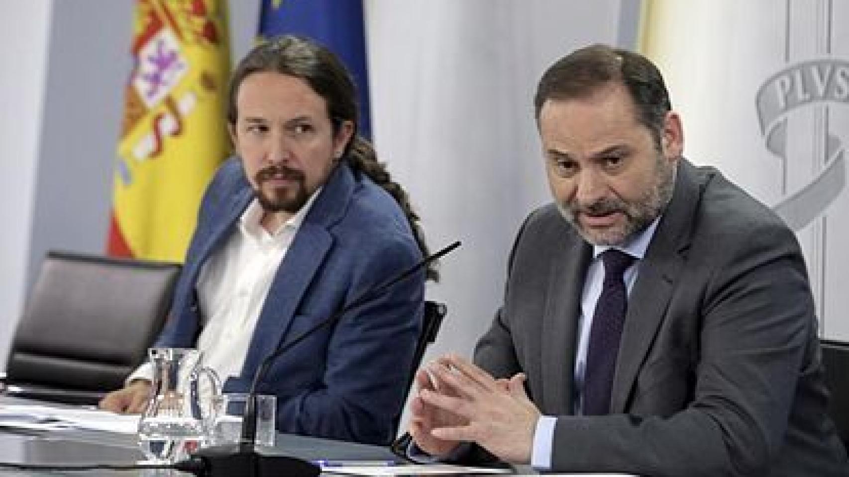 Pablo Iglesias y José Luis Ábalos en una imagen de archivo. Efe