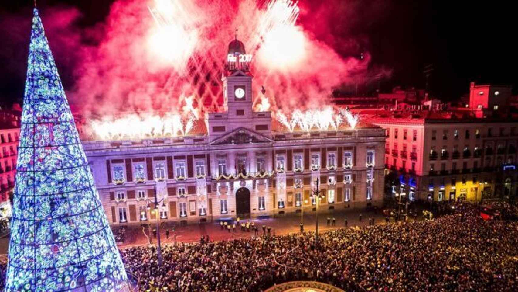Campanadas en la Puerta del Sol. EP