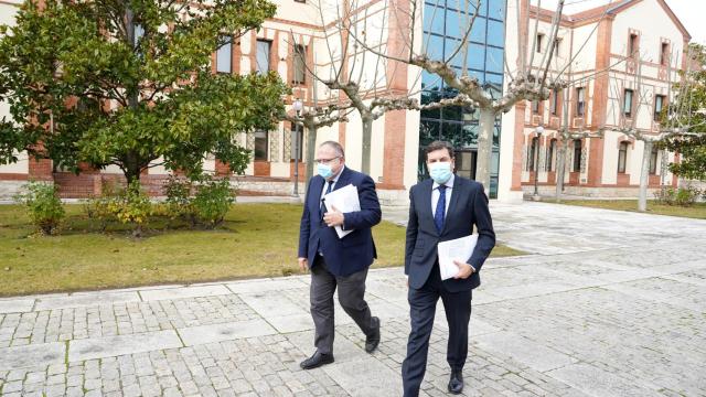 Alfonso Fernández Carriedo, portavoz de la Junta, minutos antes de ofrecer la rueda de prensa del Consejo de Gobierno.