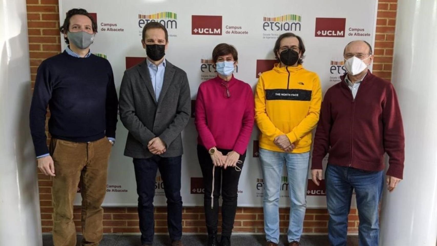 Grupo de investigadores del Centro Regional de Estudios del Agua.