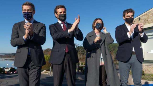 Diego Calvo junto a Casado y Feijóo en un acto.