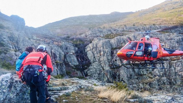Un instante del rescate. Foto: 112 Comunidad de Madrid.
