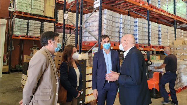 Aguas de Alicante impulsa la factura digital con la donación a Banco de Alimentos por cada cliente.