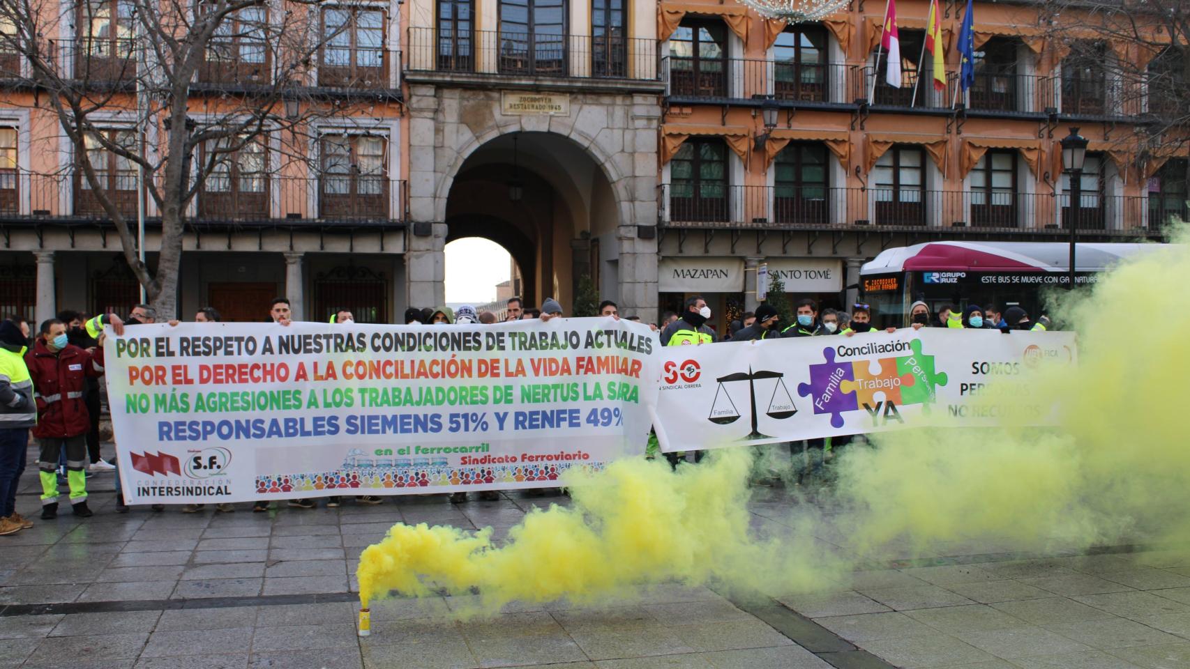 Concentración de trabajadores de Nertus. Foto: UGT