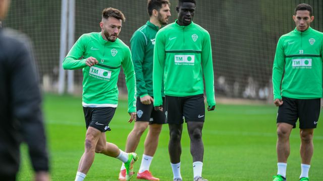El Elche se juega su continuidad en la Copa en Almería.