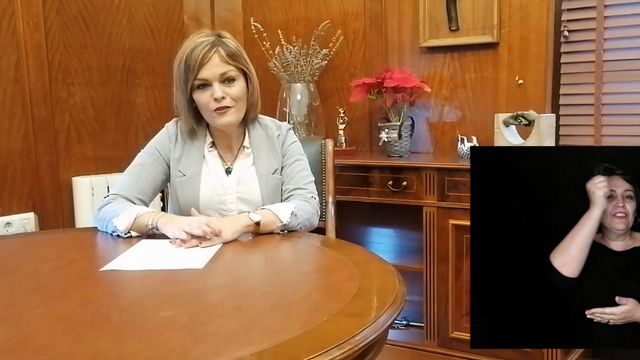 La alcaldesa de Redondela, Digna Rivas, anima a solicitar el servicio.