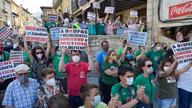 Los vecinos de Horche (Guadalajara) se manifestaron contra la okupación el pasado verano.