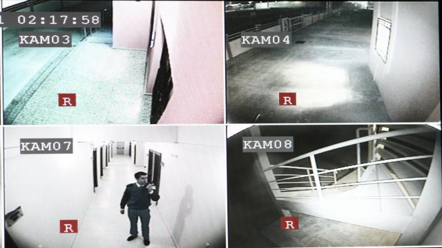 Fotogramas de cámaras de alarmas.