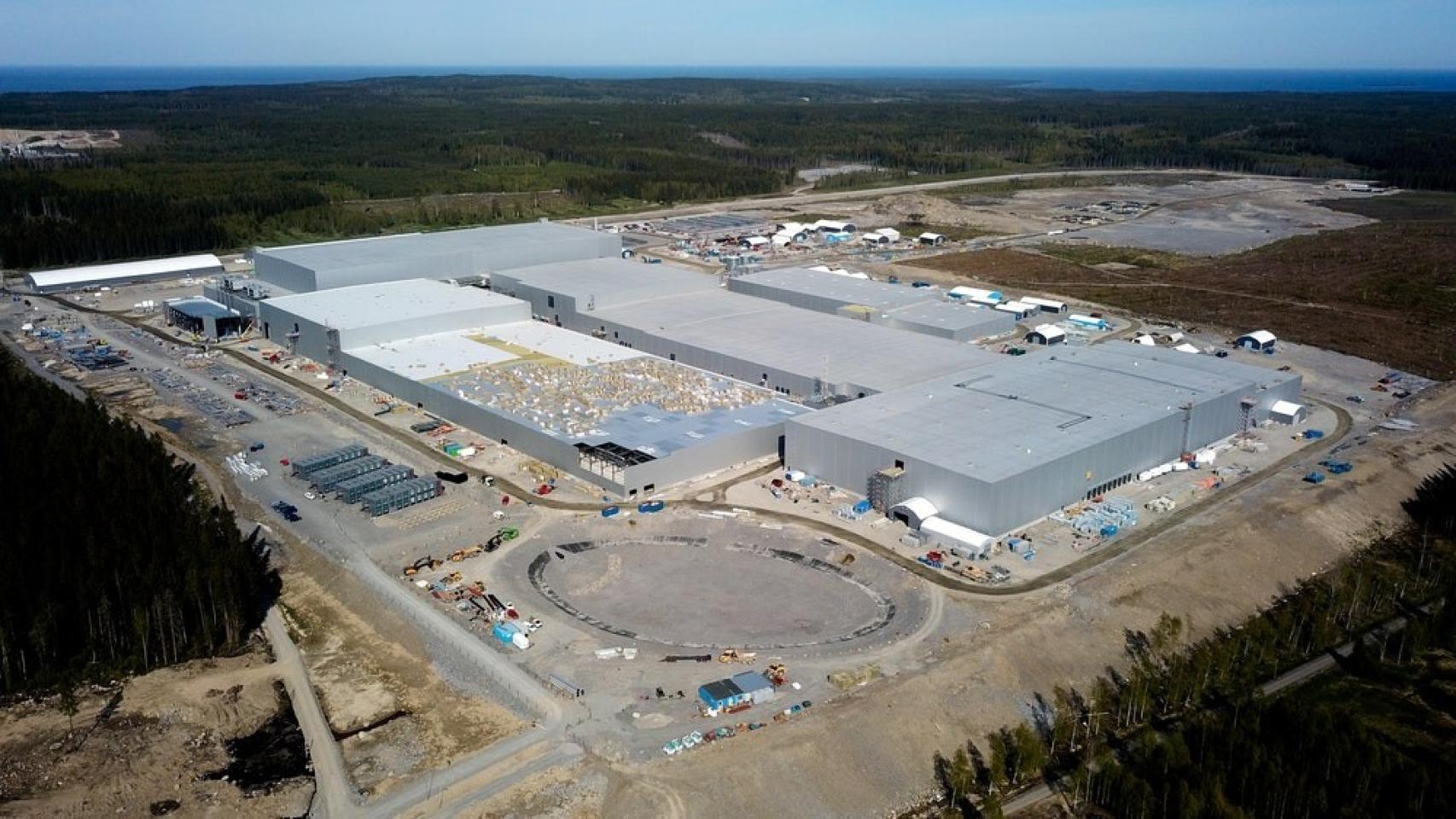 Imagen de las obras de la construcción de una gigafactoría.