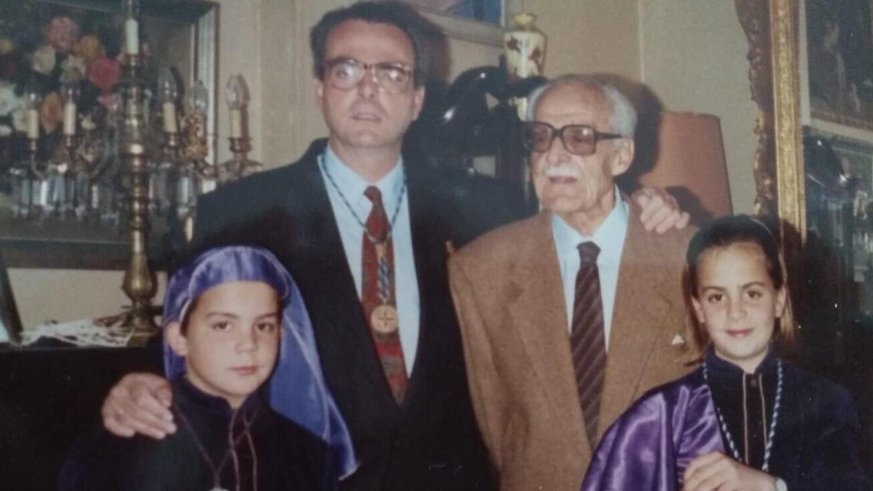 José Cristófol Álvarez, Enrique José Cristófol de Alcaraz, Mª del Mar Cristófol Rodríguez, y Francisco Javier Cristófol Rodríguez