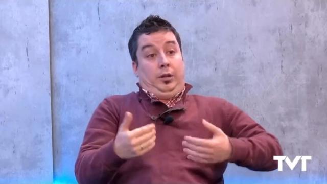 Dirigente del PSOE admitiendo que su mujer trabaja sin contrato en el hospital de Torrevieja