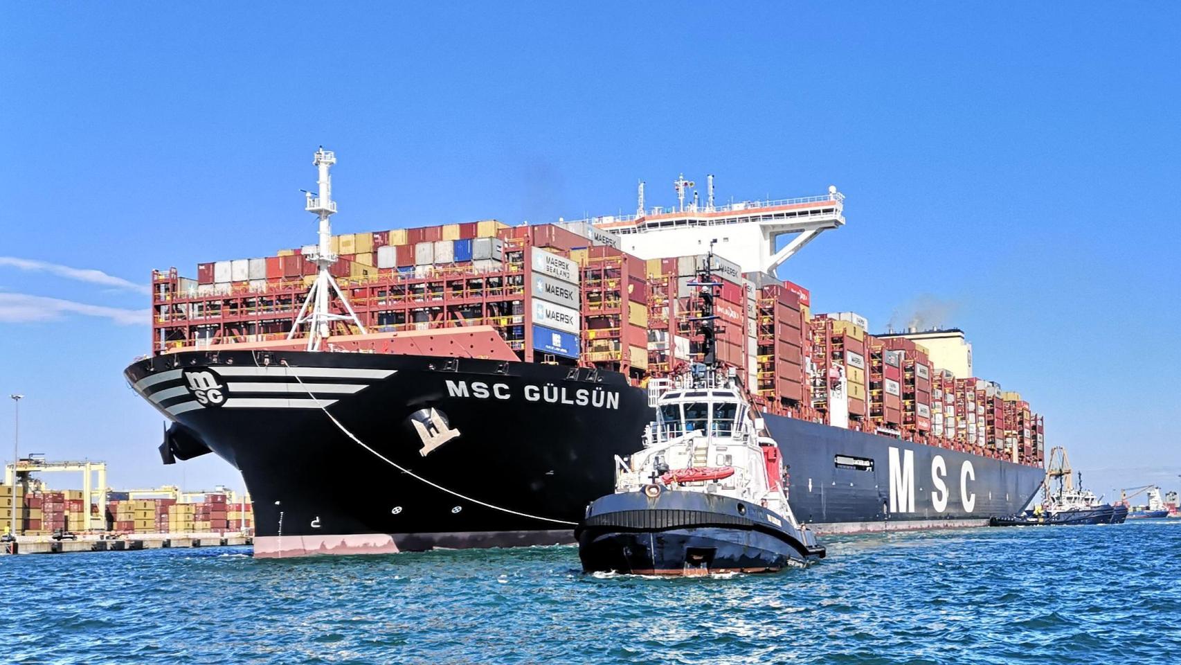 Imagen de un barco de mercancías.