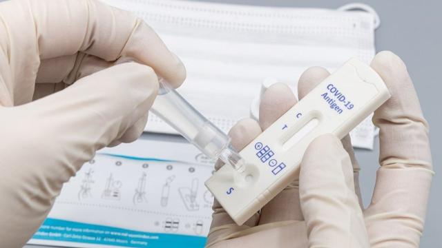 Imagen de archivo de un test de antígenos de Covid-19