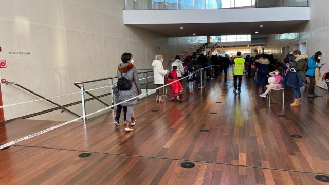 Los jóvenes se siguen vacunando en el Centro Cultural Miguel Delibes