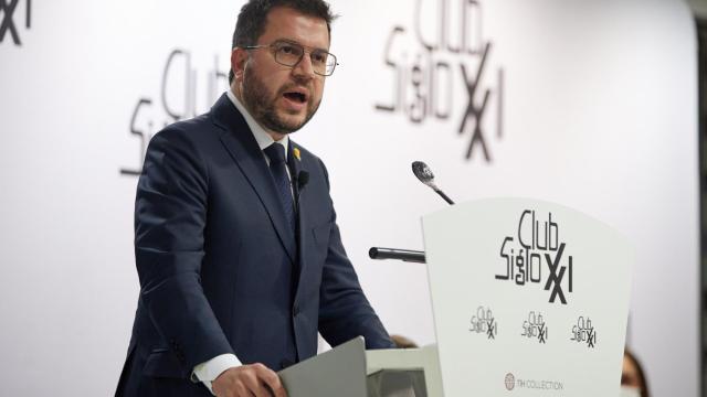 Pere Aragonès, presidente de la Generalitat de Cataluña, durante su conferencia en el Club Siglo XXI.