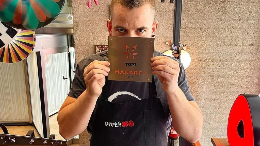 Dabiz Muñoz en su local DiverXO, en Madrid.