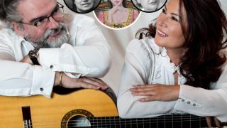 La cantaora Antonia Contrertas y el guitarrista Juan Ramón Caro, en una foto reciente.