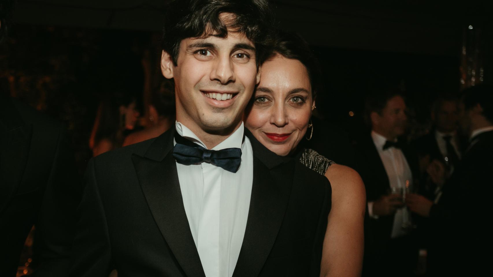 Eliza Arcaya y su hijo Joaquín.