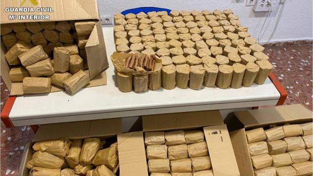 Los puros incautados por la Guardia Civil.