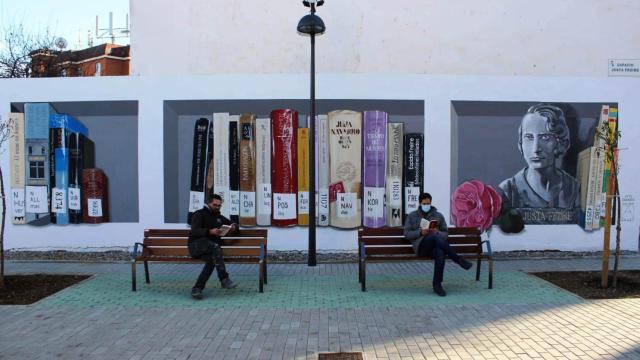 Mural dedicado a Justa Freire