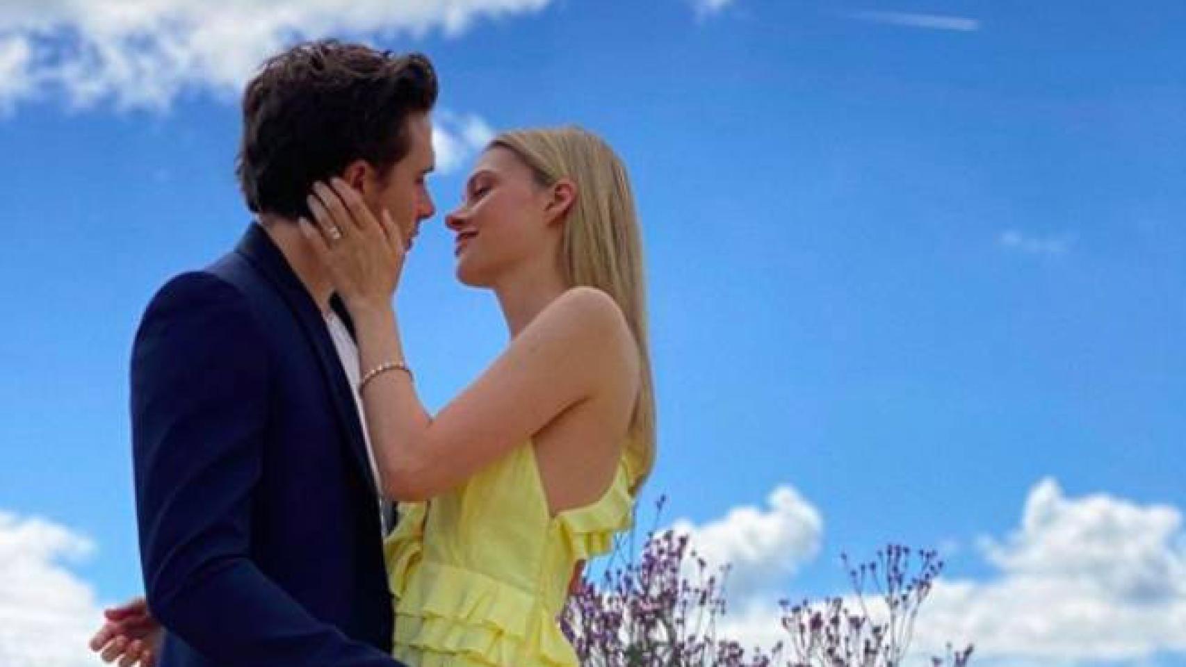 Brooklyn Beckham y Nicola Peltz en una imagen de sus redes sociales.