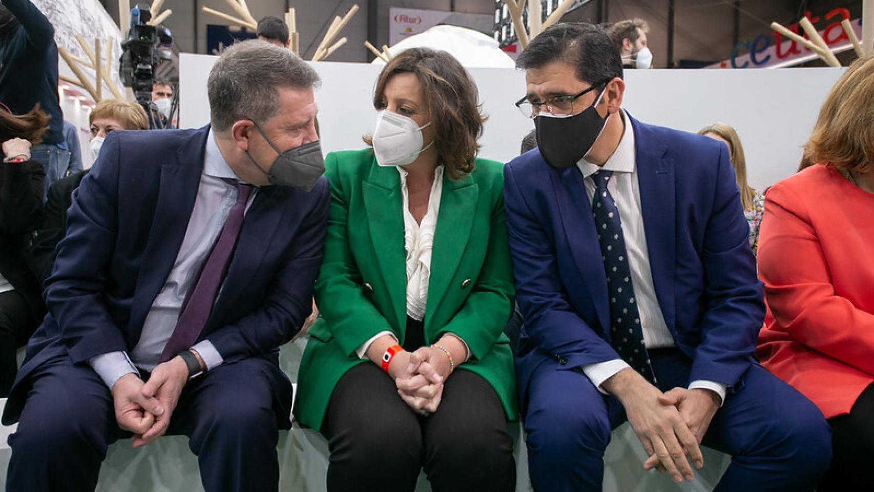 José Manuel Caballero, junto a Page y la consejera Patricia Franco en Fitur.