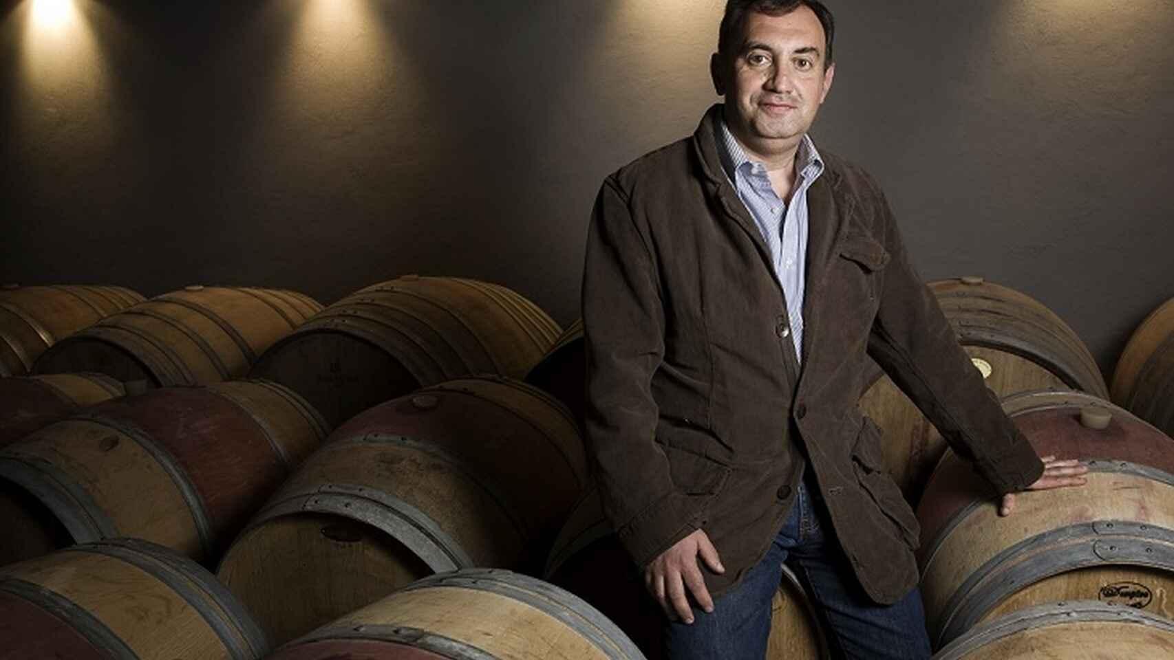 Valerio, en una de sus bodegas.