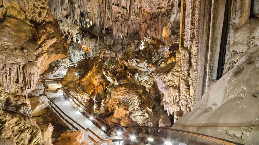Una imagen de la Cueva de Nerja.