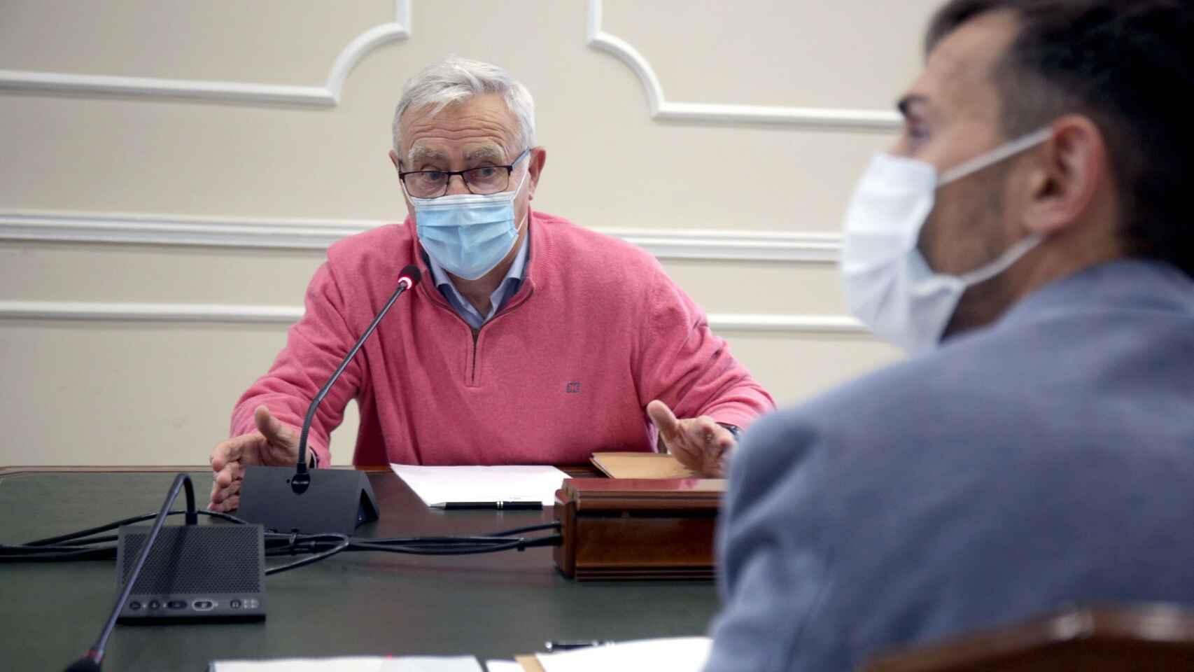 El alcalde de Valencia, Joan Ribó, en una rueda de prensa.