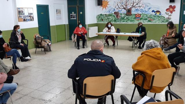Reunión con los vecinos de Pizarrales y Barrio Blanco