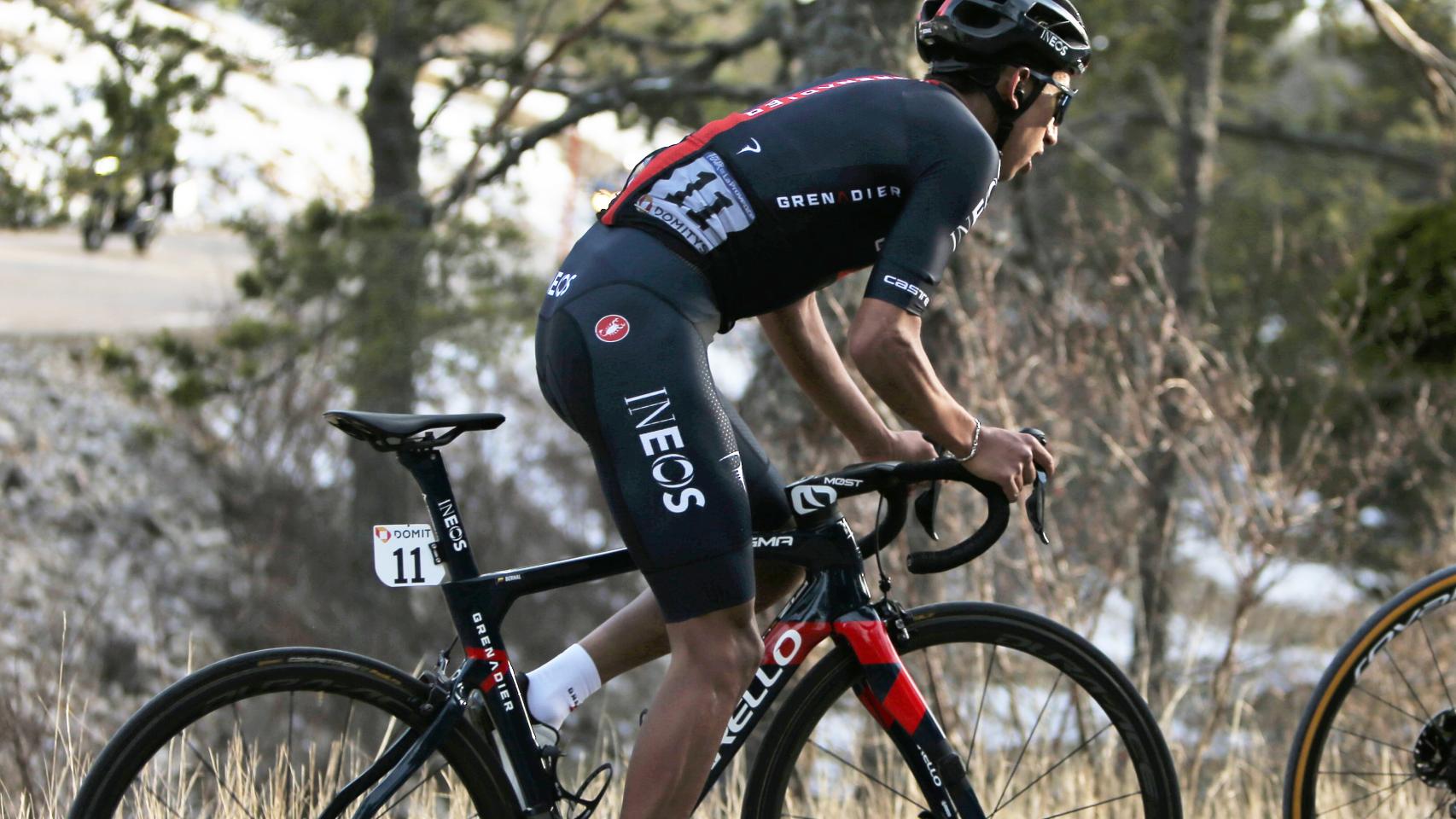 Egan Bernal, durante una prueba de 2021.