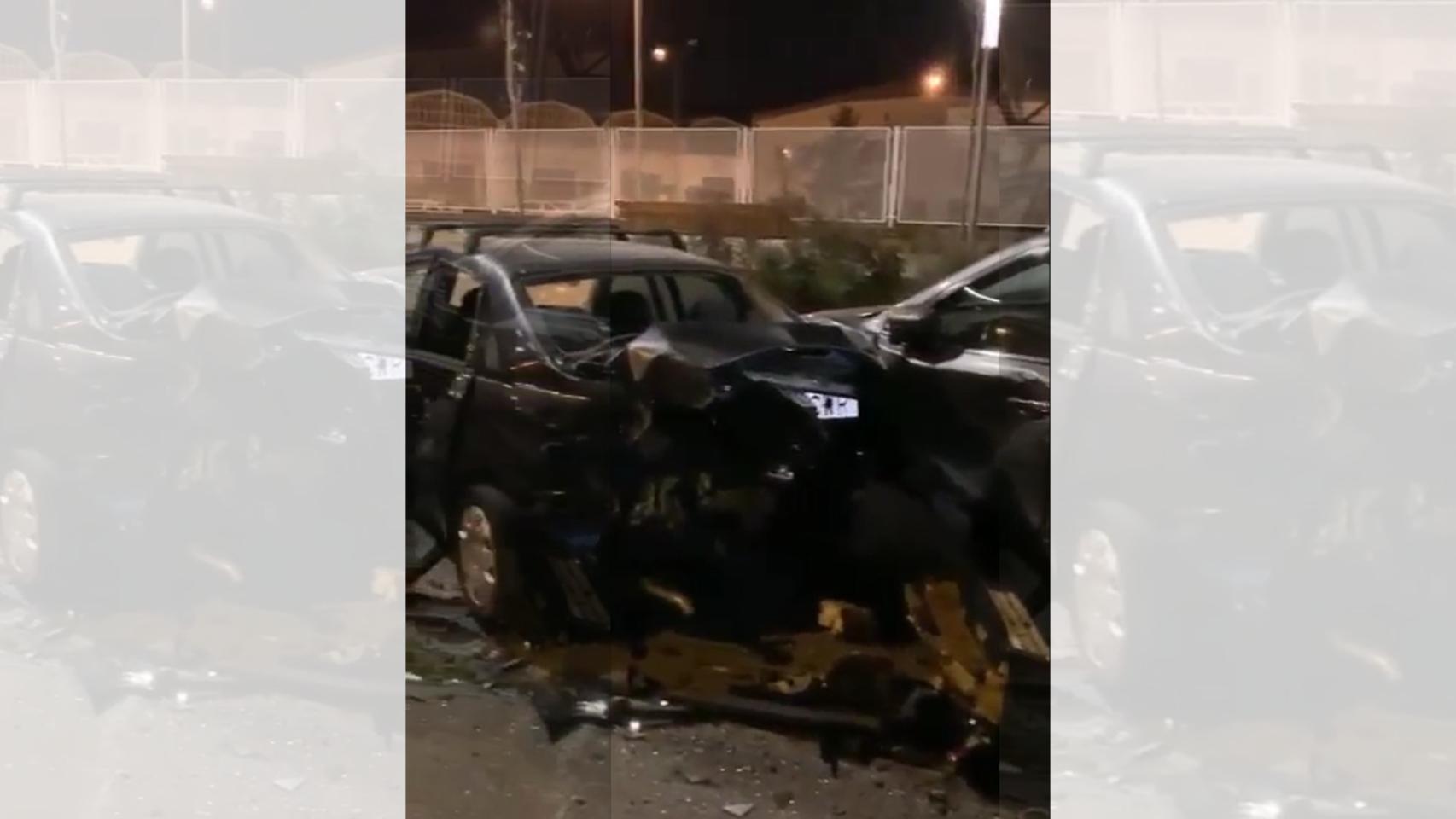 Imagen de algunos vehículos dañados en el accidente.
