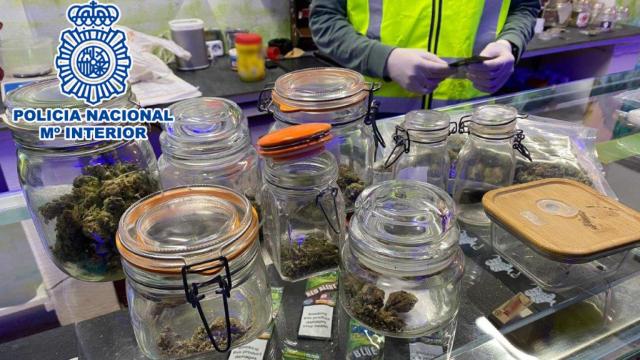 Sustancia estupefaciente encontrada en el lugar.