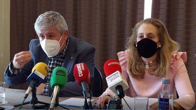 Dámaso Matarranz y Anabel Payán en rueda de prensa.