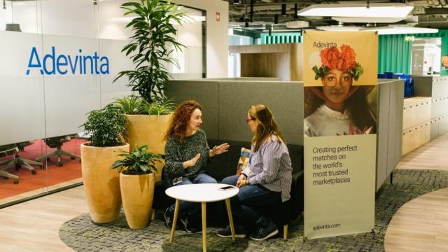 Un espacio de 'networking' de la compañía Adevinta. FOTO: Adevinta.
