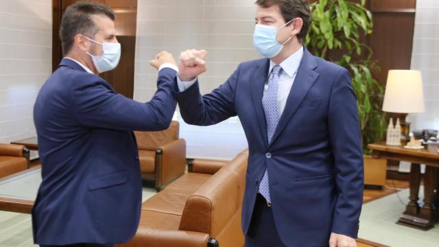 El presidente de la Junta de Castilla y León, Alfonso Fernández Mañueco, se reúne con el portavoz del Grupo Parlamentario Socialista, Luis Tudanca