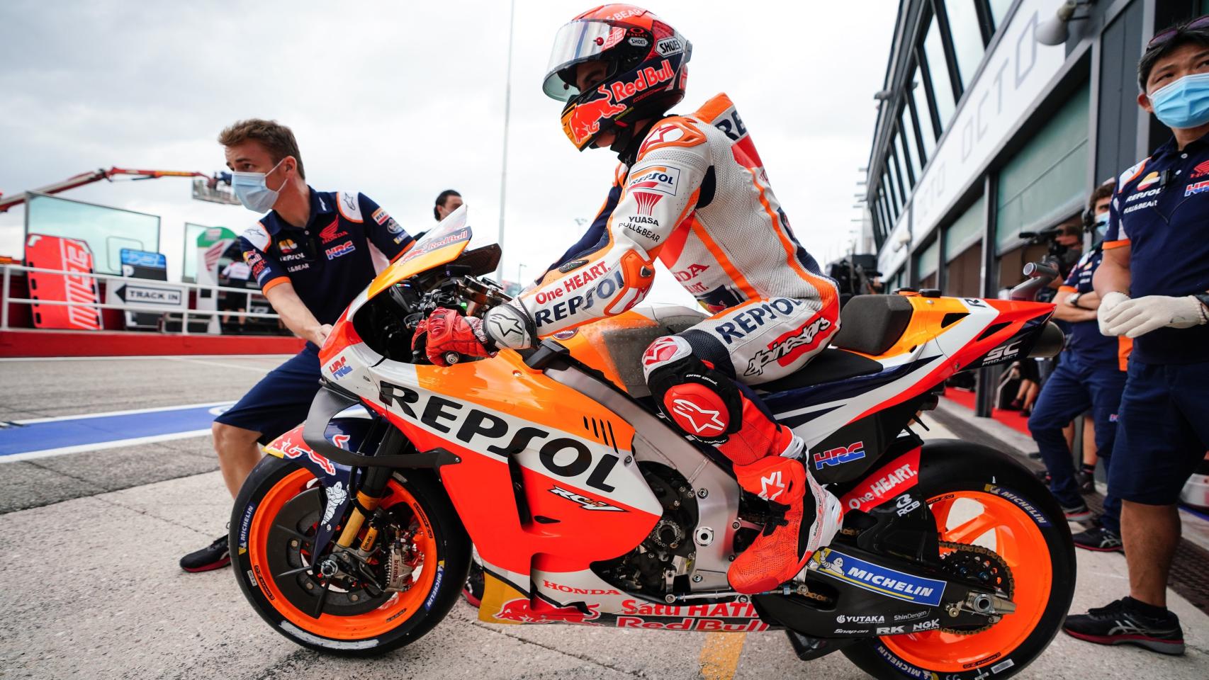 Marc Márquez sobre la Repsol Honda
