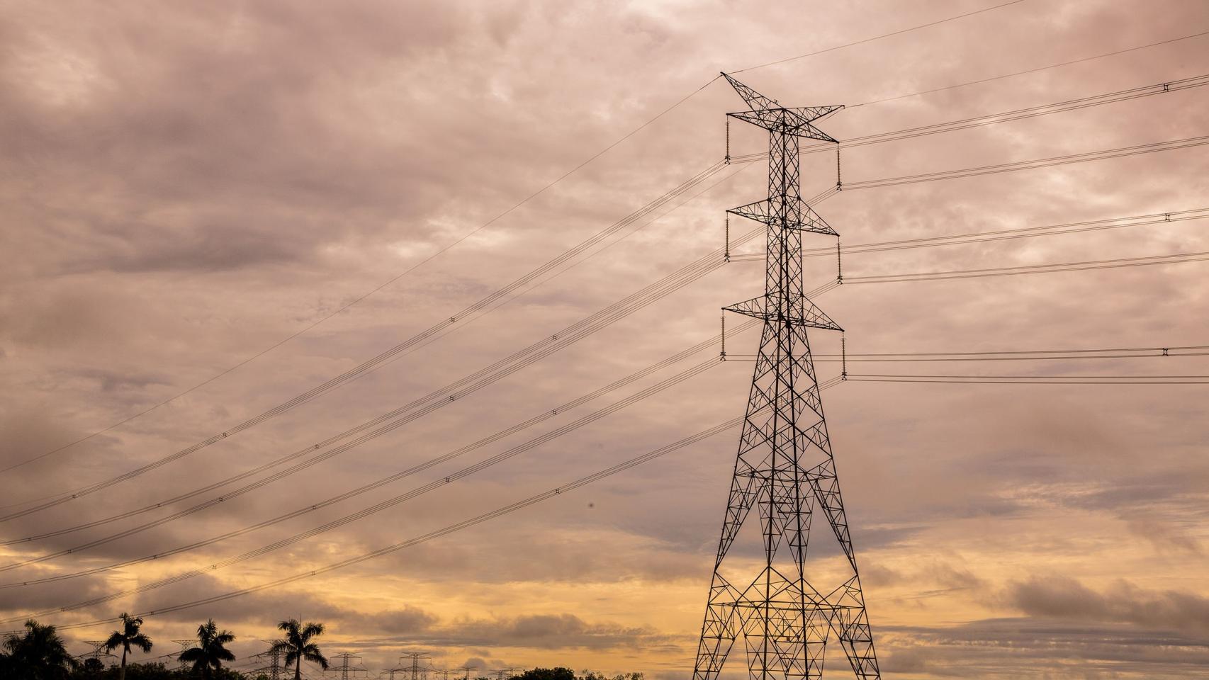 Iberdrola pone en operación en Brasil su mayor línea eléctrica en el mundo, con 730 kilómetros